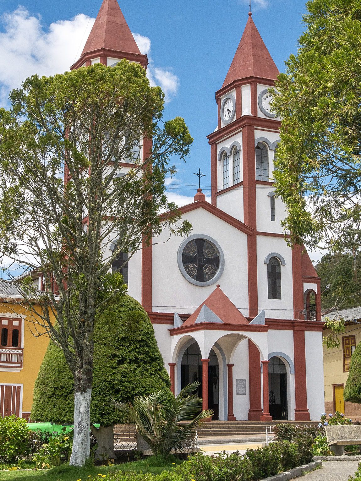 Église du village de San Felix (Caldas), Colombie