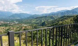 Vue sur Santa Fe de Antioquia depuis le mirador de Filadelfia, Colombie