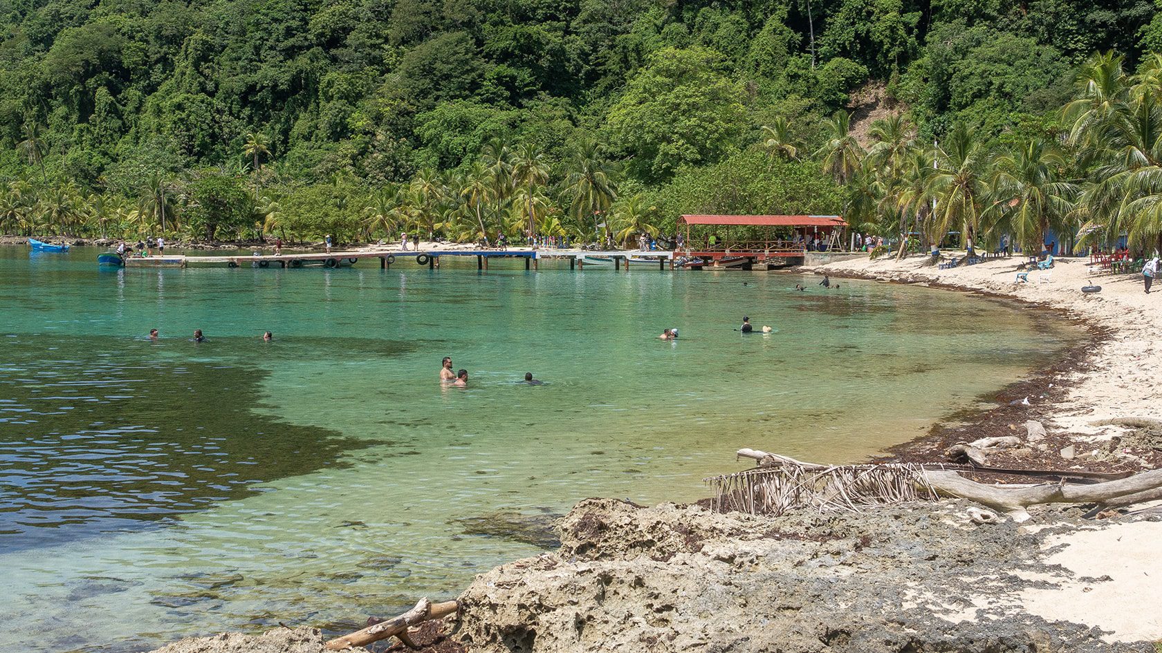 Playa Blanca, La Miel au Panama, accessible depuis Sapzurro, Colombie