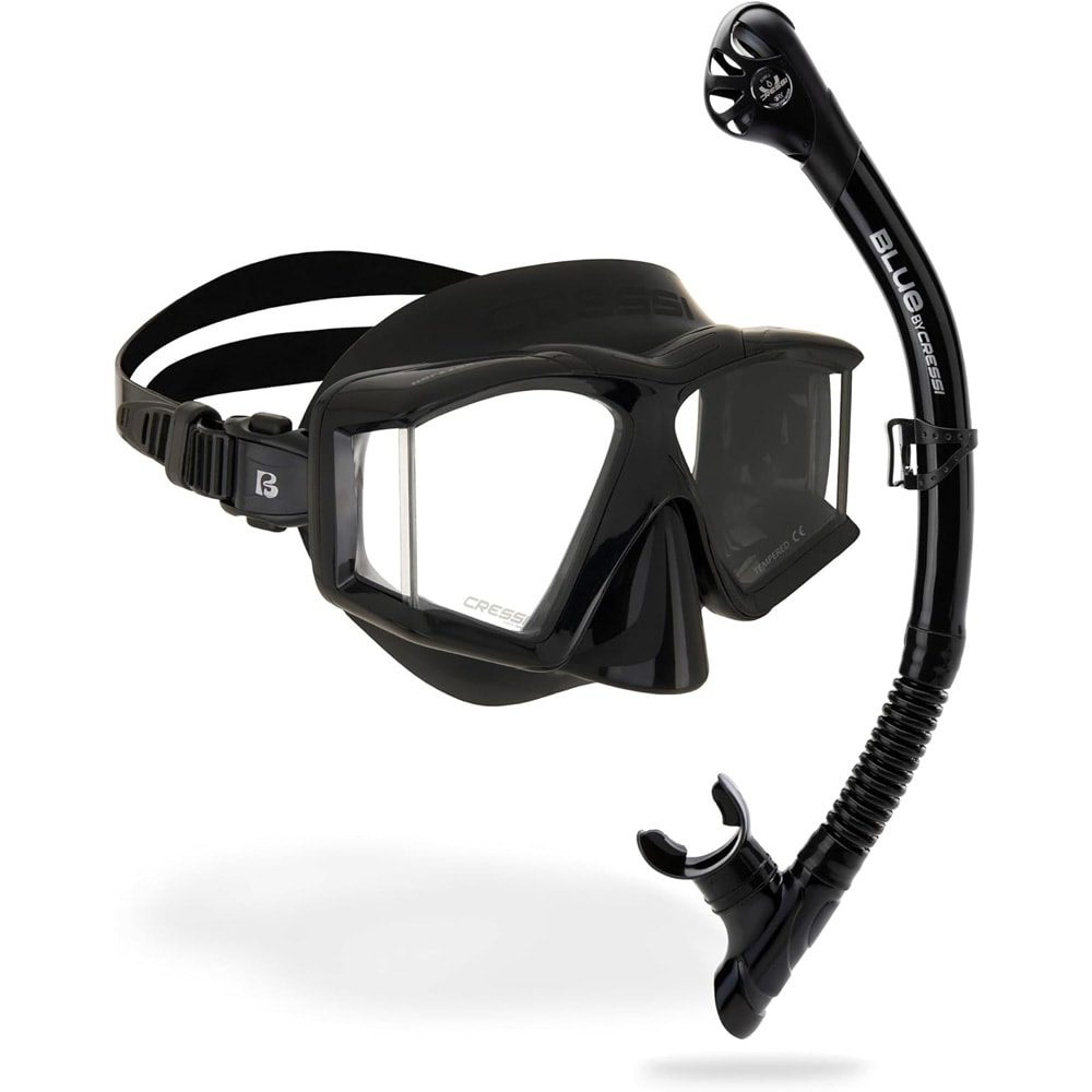 Masque avec tuba, essentiel en voyage