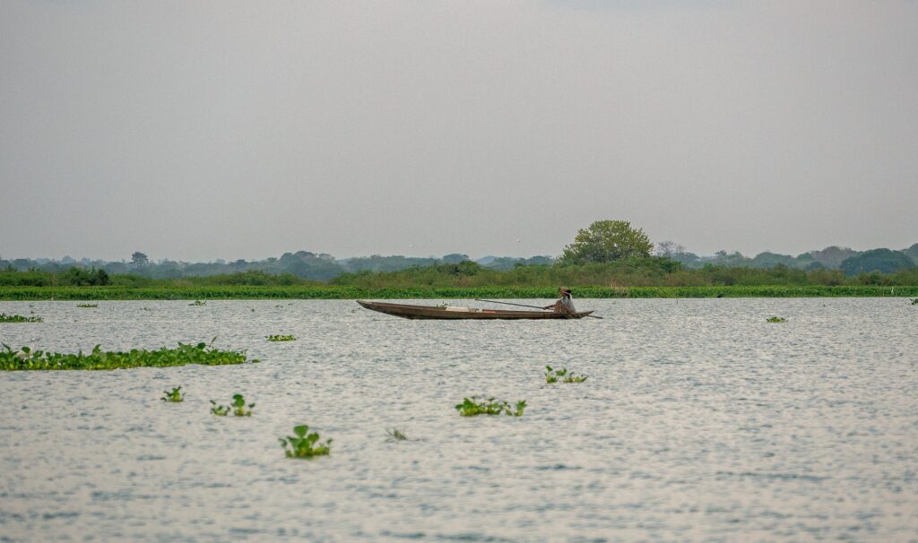 Pêcheur, Ciénaga de Pijiño, Colombie